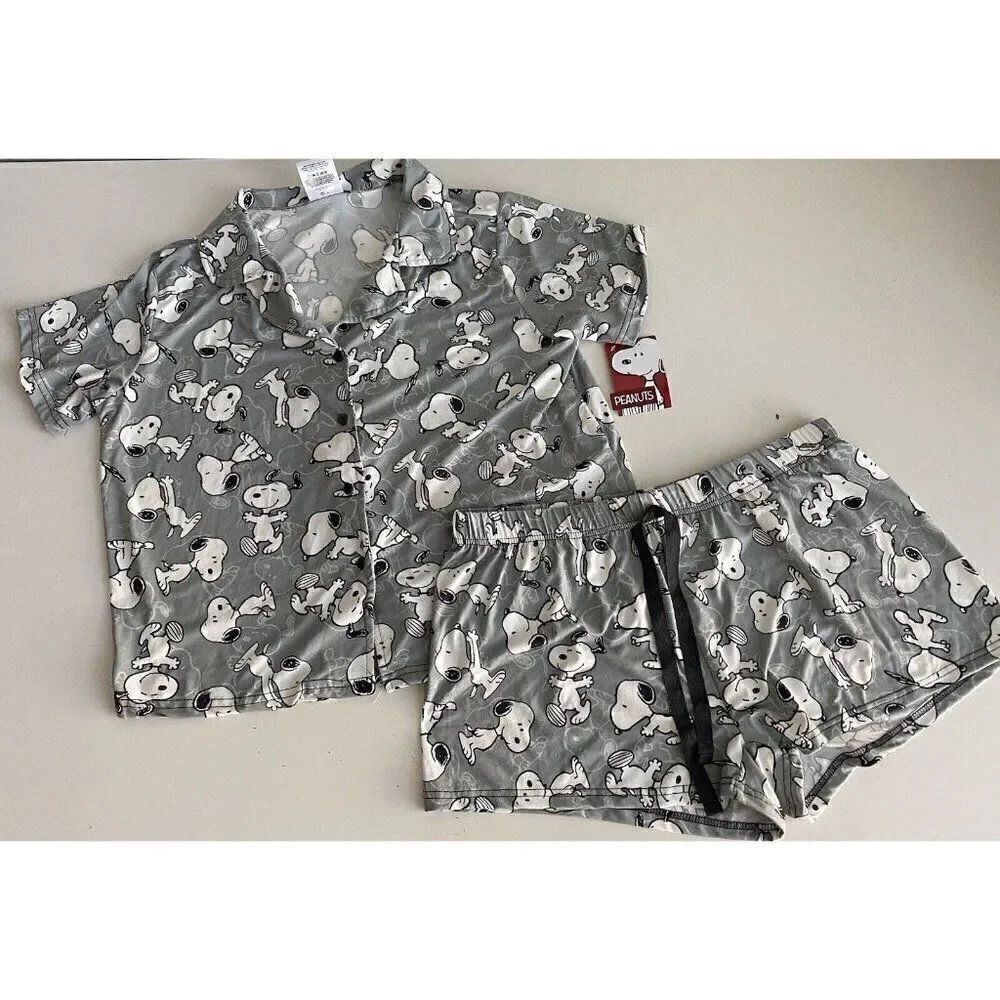 Peanuts SNOOPY Grey Women’s Pajama PJ Set Shorts Soft Size L Large NEW
